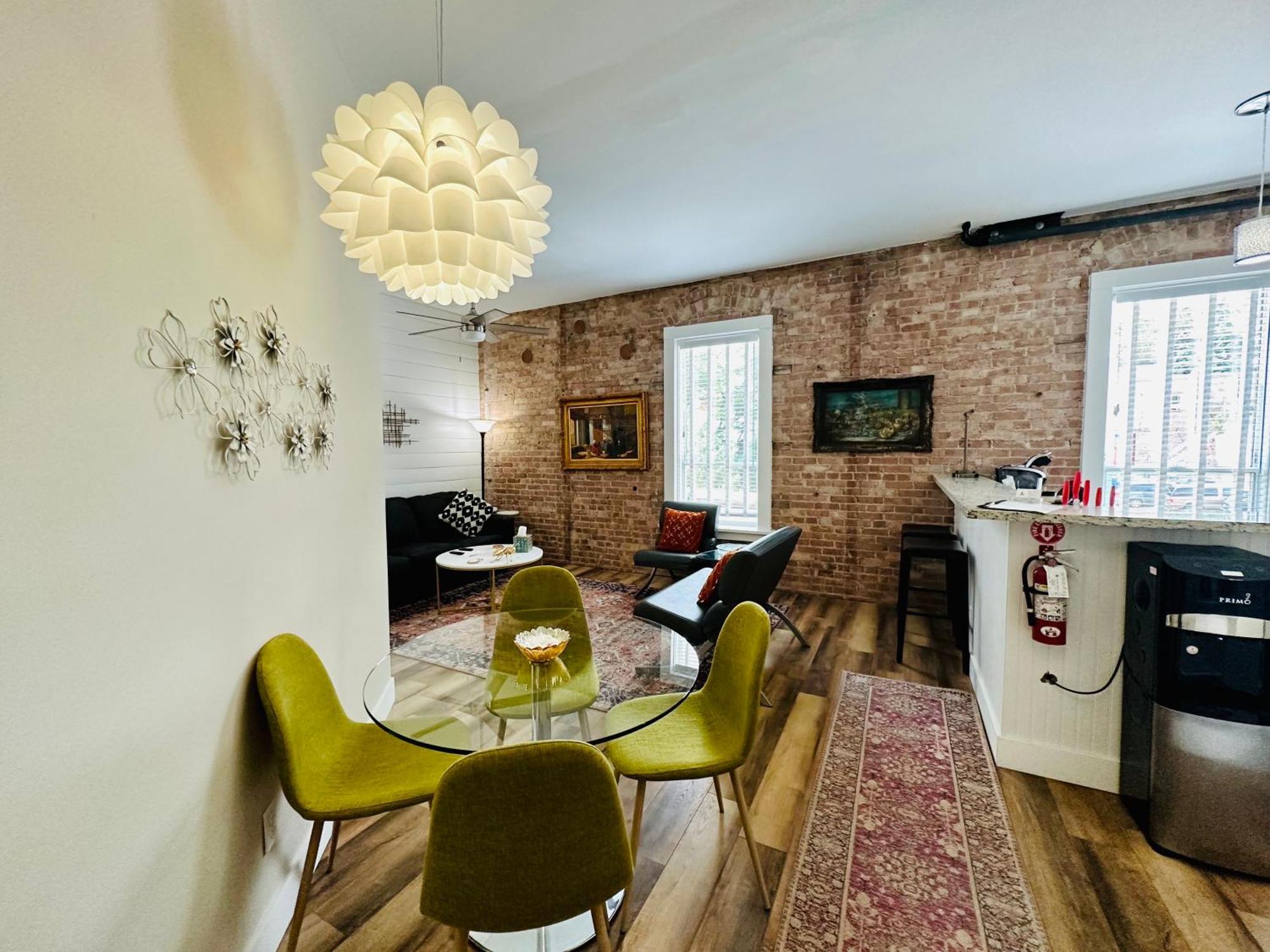 Bisbee Brownstone Suites Luaran gambar