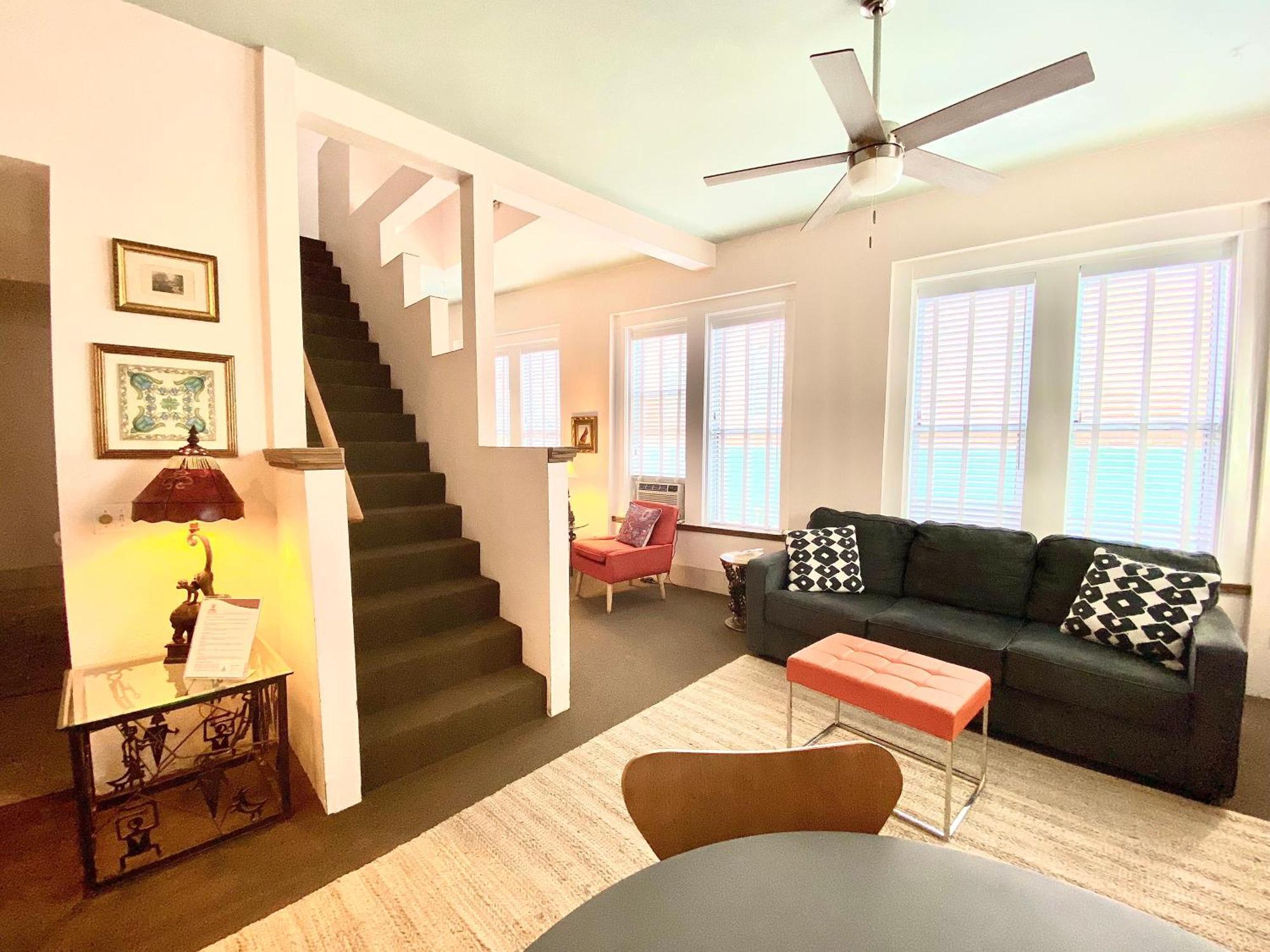 Bisbee Brownstone Suites Bilik gambar
