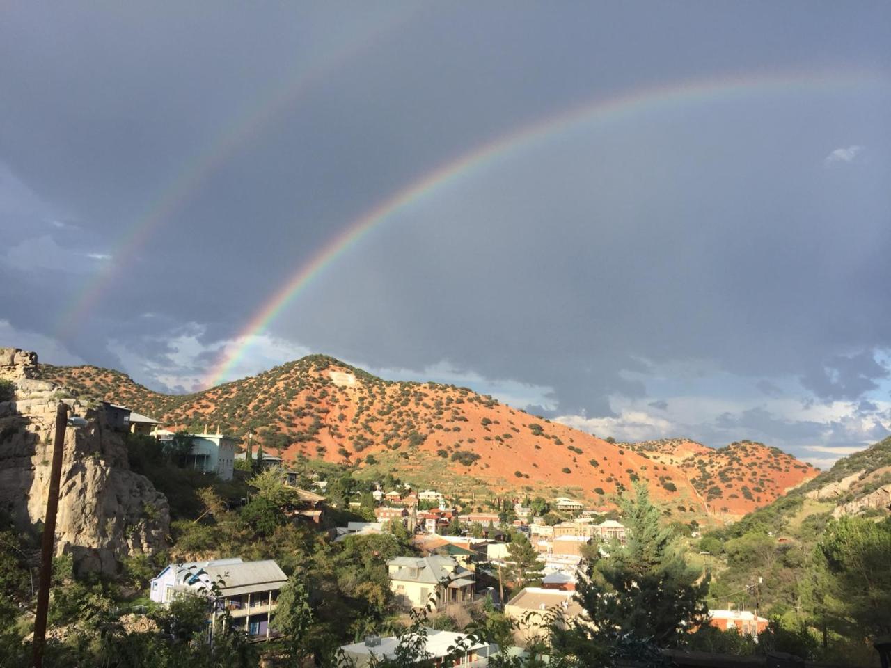 Bisbee Brownstone Suites Luaran gambar