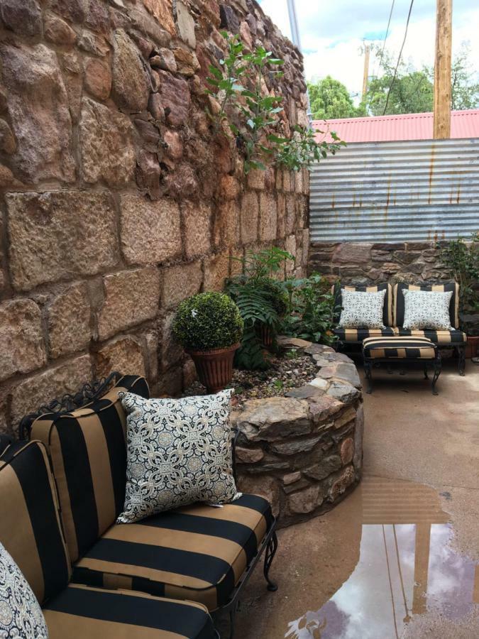Bisbee Brownstone Suites Luaran gambar